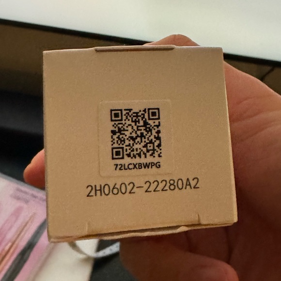 Brand New Olaplex No. 7 Bonding Oil - Picture 2 of 4